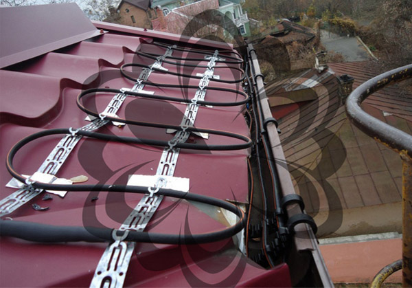 天溝融雪應該選擇哪一種規格型號電伴熱帶？(圖1)